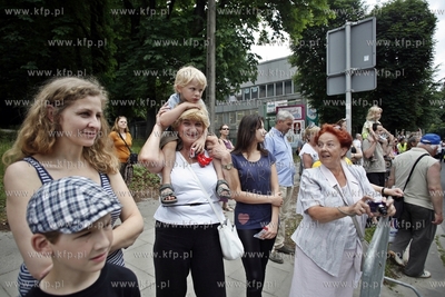 Gdansk. Sobotkowe Swieto Jaskowej Doliny. Nz. uroczysta...