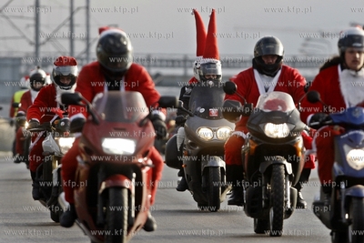 Gdansk. Ul.Marynarki Polskiej. XII edycja parady Mikolaje...
