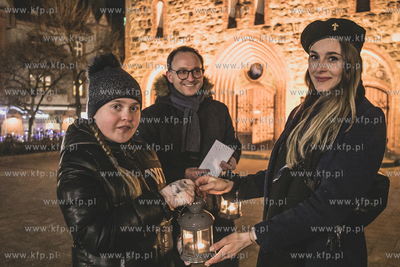 Sopot. Przekazanie Betlejemskiego Światła Pokoju.
16.12.2021
fot....
