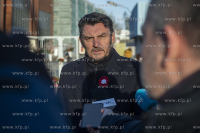 Plac Solidarności w Gdańsku. Uroczystość złożenia...