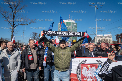 Gdańsk. Marsz "Polska za pokojem" zorganizowany przez...
