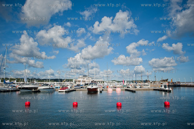 Sopot - molo. Przystan Jachtowa. Instalacja Maurycego...