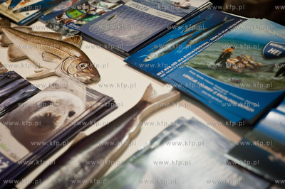 Uniwersytet Gdanski. Wydzial Prawa i Administracji....