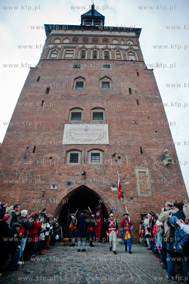 Gdansk. Plac miedzy Złota Brama a Wieza Wiezienna....