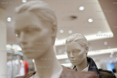 Gdynia. CH Riviera. Otwarcie salonu multibrandu Van...