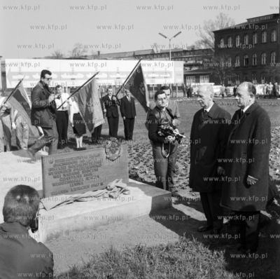 Uroczystosci nadania Stoczni Gdanskiej imienia Lenina....