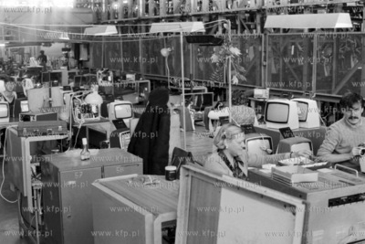 Hala produkcyjna odbiorników telewizyjnych w gdańskim...