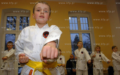 Niepogledzie, miejscowosc kolo Bytowa, woj. pomorskie,...