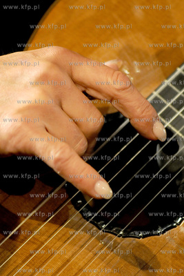 Teatr Miejski w Gdyni. Recital Miroslawa Czyzykiewicza,...