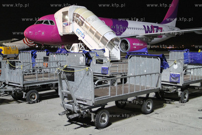 Gdansk Rebiechowo. Port Lotniczy Gdansk im. Lecha Walesy....