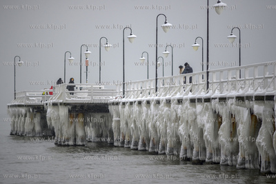 Gdynia Orlowo w zimowej szacie. Molo
10.02.2021r.
Fot....