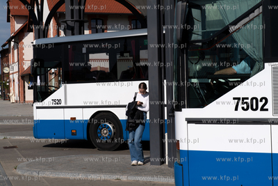 Lato w Kartuzach. Dworzec autobusowy. 18.08.2023. Fot....