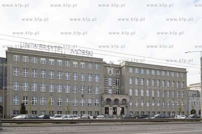 Gdynia. Uniwersytet Morski przy ul. Morskiej.

17.10.2020...