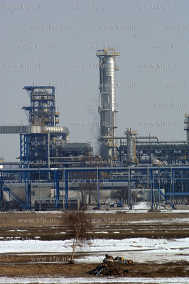 W Rafinerii Gdanksiej doszlo do wycieku w jednej z...