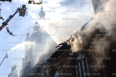 Pozar kosciola sw Katarzyny w Gdansku.
22.05.2006
Fot....