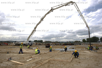 Gdansk. Budowa stadionu pikarskiego Baltic Arena. Nz...