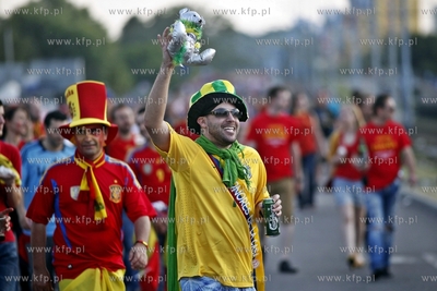 Gdansk Arena. Kibice wchodza na mecz Mistrzostw Europy...