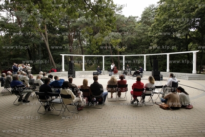 Park Brzeznienski im. Jana Jerzego Haffnera. Kolejna...