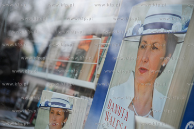 Gdansk. Ksiegarnia Muza. Autobiografia Danuty Walesy...