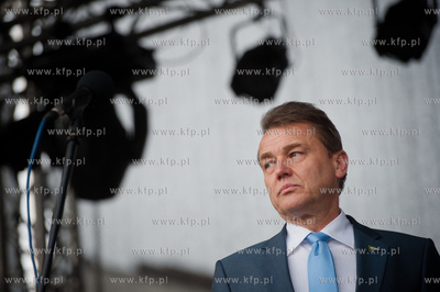 Gdansk. Scena na Targu Weglowym. Prezentacja druzyny...