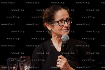 Gdynia. Teatr Miejski im Witolda Gombrowicza. Jesienne...