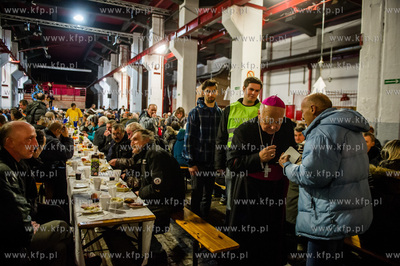 Gdansk. Centrum Stocznia Gdansk. Wigilia dla ubogich,...