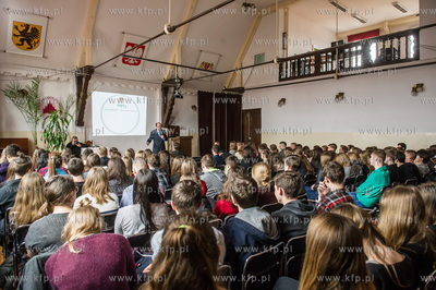Gdansk. VIII Liceum Ogolnokształcace. Lekcja edukacji...