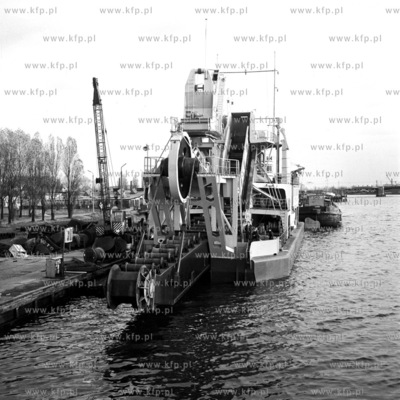 Pogłębiarka "Inż. Tadeusz Wenda" Przedsiębiorstwa...