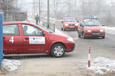 Pomorski Osrodek Ruchu Drogowego. Prowo jazdy po nowemu.
16.01.2006
fot....