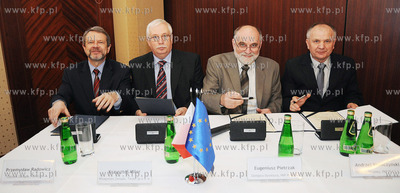 Konferencja prasowa informujaca o rozpoczeciu modernizacji...