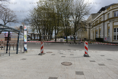 Gdynia w czasie epidemii koronawirusa COVID-19. Zamkniete...