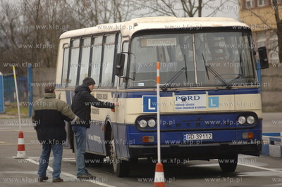 Michal Tusk zdal egzamin na prawojazdy kategorii D...