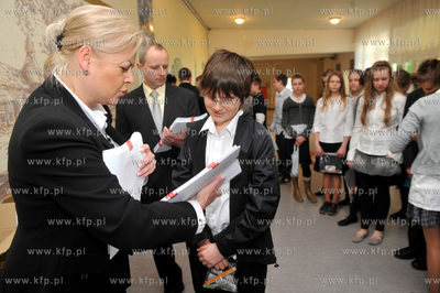 Testy kompetencyjne w Szkole Podstawowej nr 8 im. Jana...