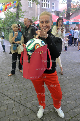 Festyn charytatywny Zeszyt dla Ucznia odbyl sie tym...