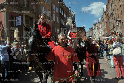 Gdansk. Swieto Miasta. Parada i inscenizacja  na ul....