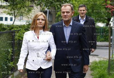 Sopot. Wybory do Europarlamentu. Glosuje Premier RP...