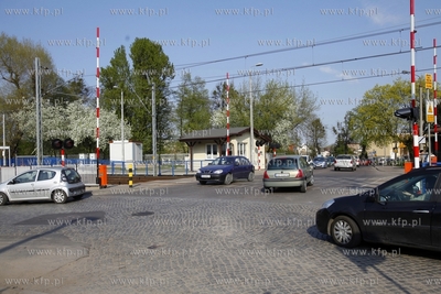 Gdansk Orunia. Przejazd kolejowy miedzy ul. Goscinna...