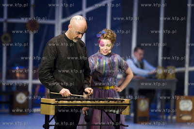 Opera Bałtycka. Opera TU  ! TU ! W pacowni zegarmistrza....