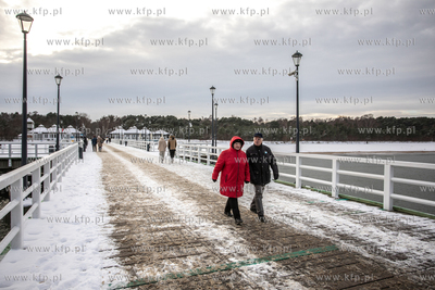 Molo w Gdańsku Brzeźne otwarte po remoncie.
22.12.2021
fot....