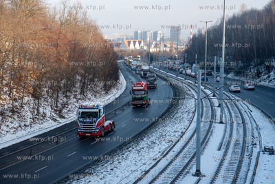 Aleja Armii Krajowej w Gdańsku. Protest przewoźniów...