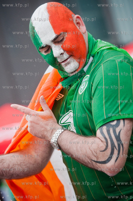 Gdansk Arena. Kibice wchodza na mecz mistrzostw Europy...