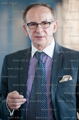 Gdansk. Inauguracja roku szkolnego w VII Liceum Ogolnoksztalcacym...