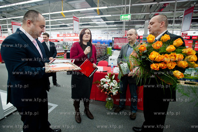 Gdynia. Konferencja prasowa z okazji otwarcia nowego...