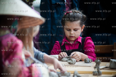 Gdansk. Zieleniec Nowego Ratusza. Festyn dla dzieci...