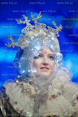 Gdansk. Dlugi Targ. Uroczyste zapalenie swiatelek na...