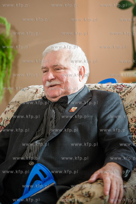 Gdansk. Premier RP Ewa Kopacz z wizyta w domu Lecha...