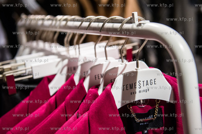 Gdynia. Centrum Handlowe Riviera. Otwarcie sklepu Fema...